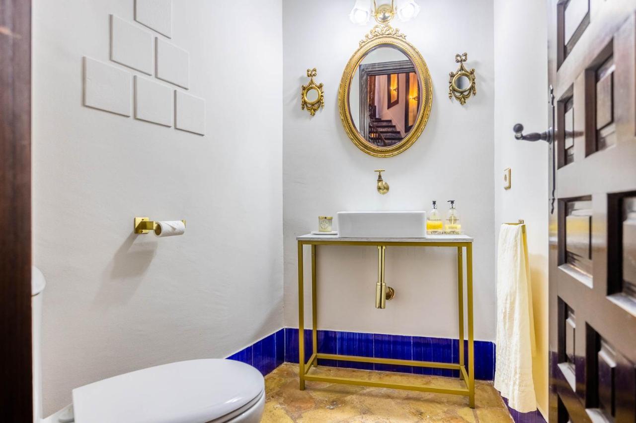 Casa Palacio Sxviii Con Piscina En Centro Historico De Sevilla エクステリア 写真
